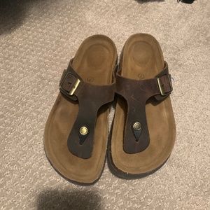 Soft moc sandals
